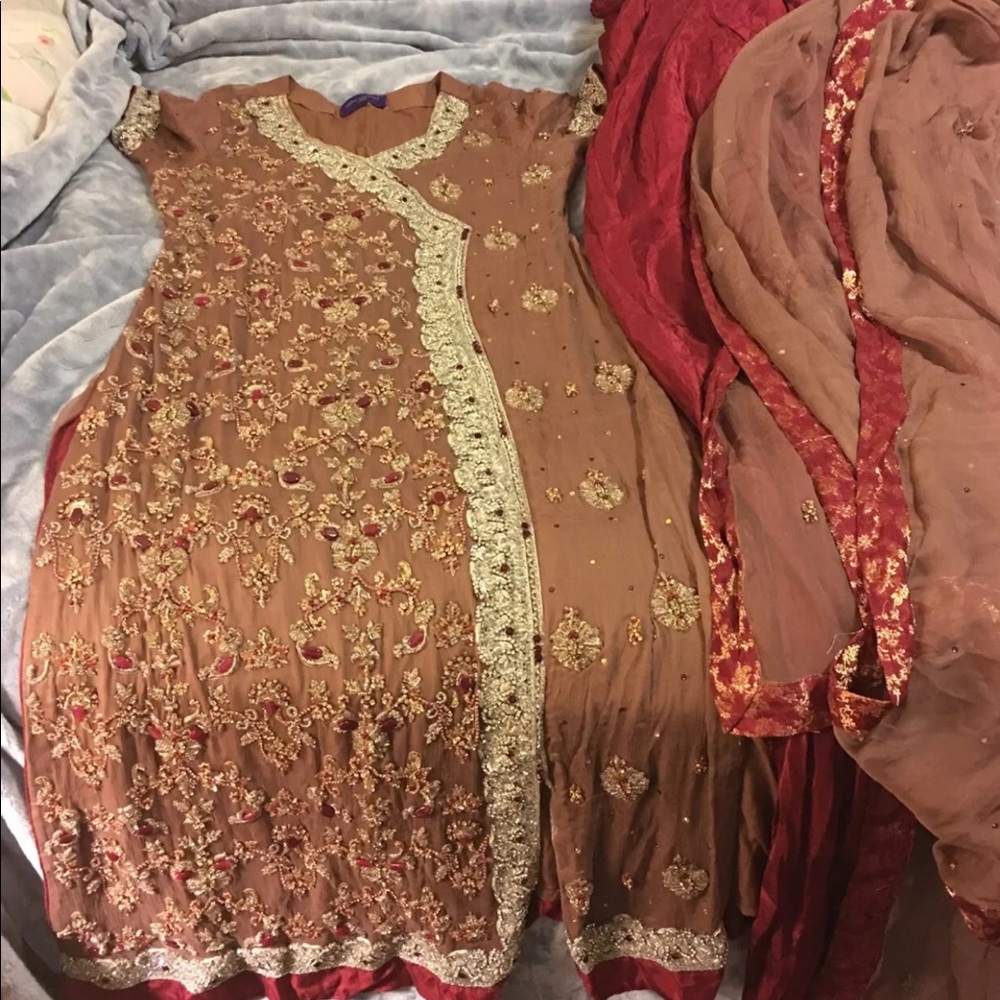 Pakistani Desginer asim jofa sana safinaz